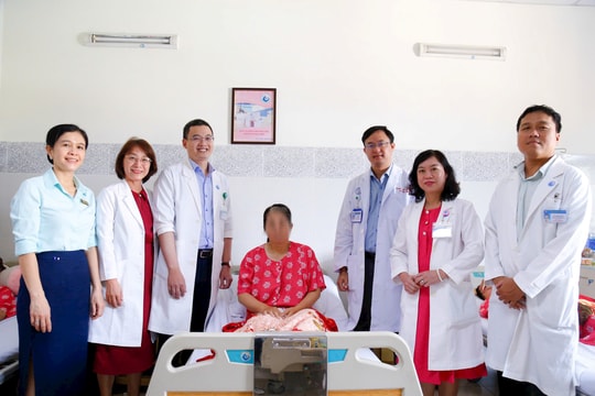 Cứu sống ngoạn mục thai phụ mang thai trong ổ bụng ở vị trí cực hiếm, sát động mạch chủ