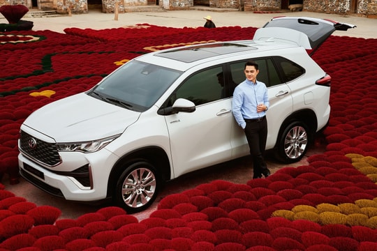 Gần 8.300 xe Toyota đến tay khách mua trong tháng 3