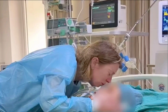 Chuyến đi cuối cùng của cô gái Anh và 3 cuộc đời được viết tiếp