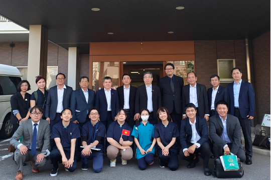 Chăm sóc sức khoẻ người cao tuổi: Mô hình 7 cấp độ tại Nhật