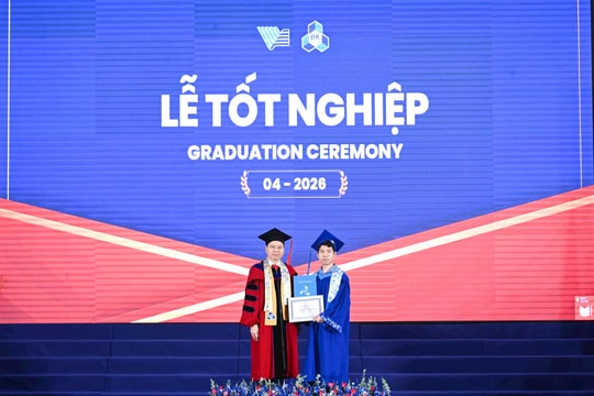 Bí quyết của hai tân cử nhân Bách khoa TP.HCM tốt nghiệp sớm