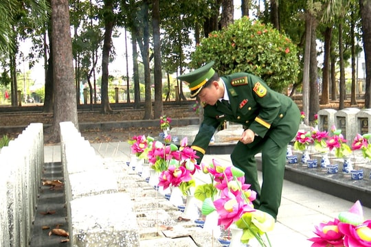 Nhiều hoạt động chào mừng Ngày Giải phóng miền Nam trên khu vực biên giới tỉnh Tây Ninh