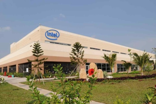 Intel chuyển giao thiết bị sản xuất chip cho Việt Nam