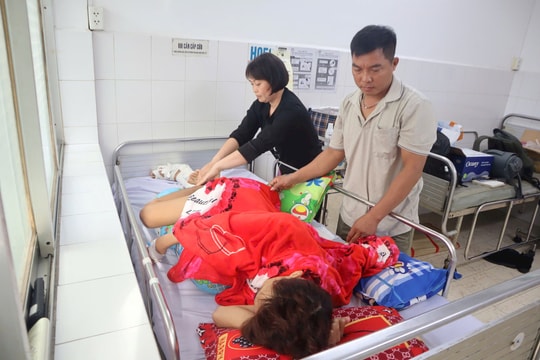 Bị đa chấn thương sau tai nạn, nam sinh không BHYT rất cần trợ giúp