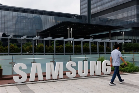 Samsung gia nhập "câu lạc bộ vốn hóa ngàn tỷ USD" nhờ cơn sốt AI