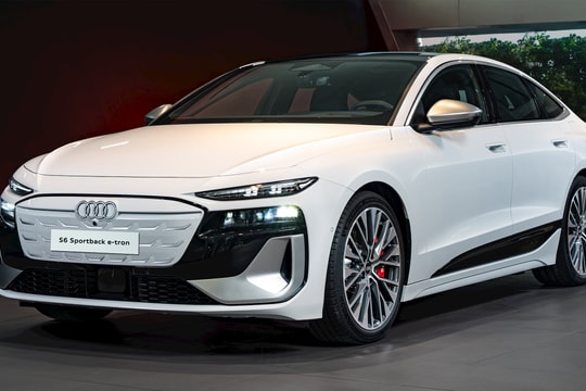 Audi Việt Nam chính thức giới thiệu mẫu xe S6 Sportback e-tron mới, giá từ 4,199 tỷ đồng