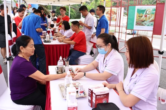 Bộ Y tế ban hành hướng dẫn khám sức khỏe miễn phí toàn dân