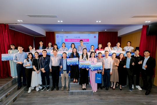 Sôi động cuộc thi "Ứng dụng Canva AI trong thiết kế hoạt động dạy học"