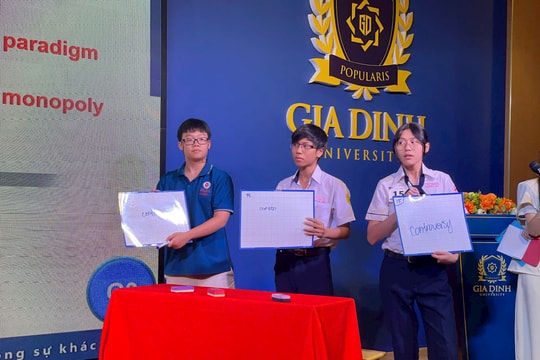 Học sinh tranh tài năng lực tiếng Anh tại cuộc thi IELTS Spelling Championship