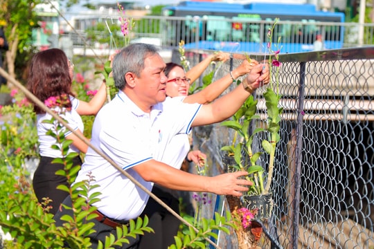 Khánh thành "Vườn hoa Hạnh Thông", lan tỏa thông điệp sống xanh