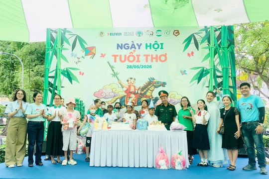 “Ngày hội tuổi thơ” mang niềm vui đến bệnh nhi tại Bệnh viện Nhi Đồng 2