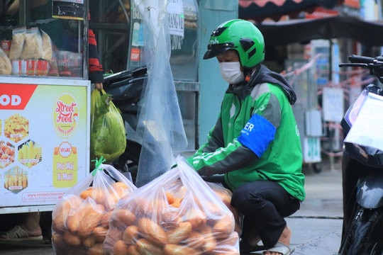 TP.HCM đề xuất tài xế công nghệ, người bán hàng online tham gia BHXH bắt buộc