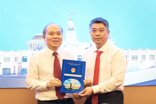 Đại tá Lê Hoài Phong làm Phó giám đốc Sở Dân tộc và Tôn giáo TP.HCM