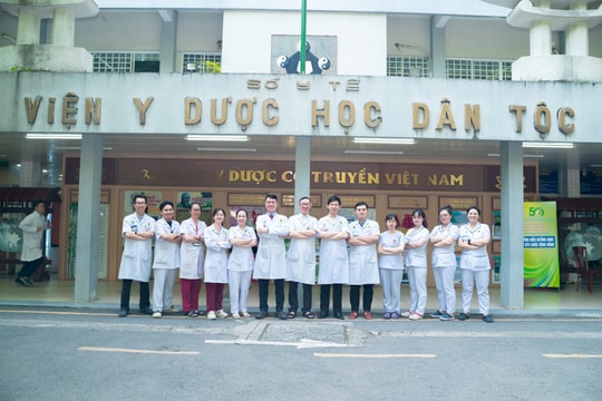 Nâng đỡ người bệnh ung thư bằng y học cổ truyền