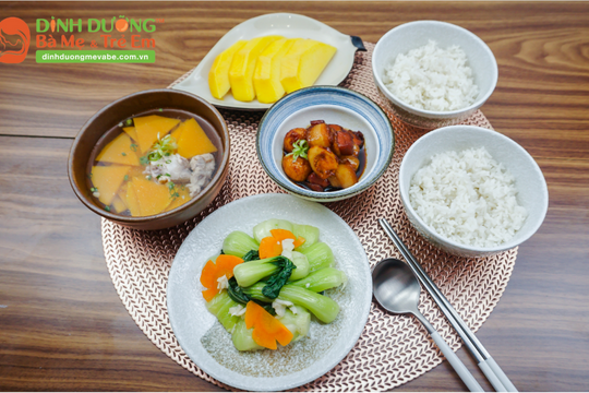 Gợi ý 3 ngày thực đơn cho mẹ bầu 2 tháng