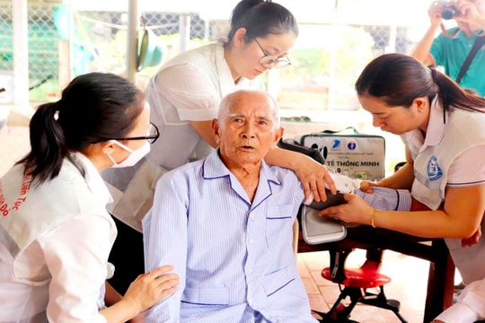 TP.HCM thí điểm khám chữa bệnh BHYT tại nhà gắn với mô hình do Sở Y tế đề xuất