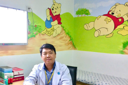 Người thầy thuốc nhi khoa & 30 năm “tình đầu như tình cuối”