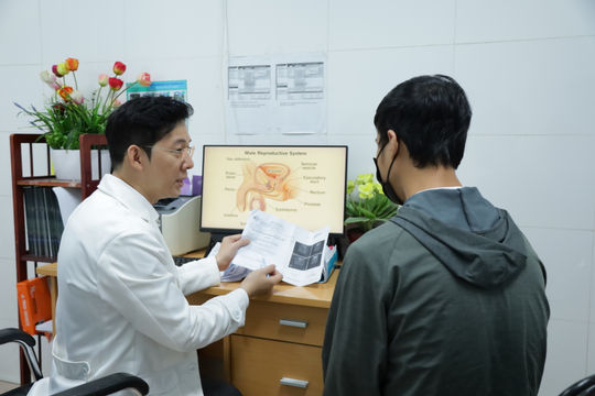 Gạt sĩ diện, tìm lại “bản lĩnh đàn ông”