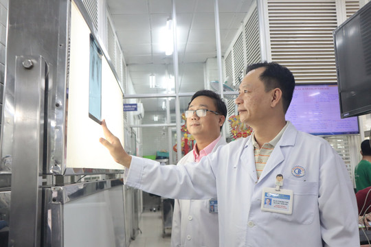 Niềm vui giản dị của người làm cấp cứu