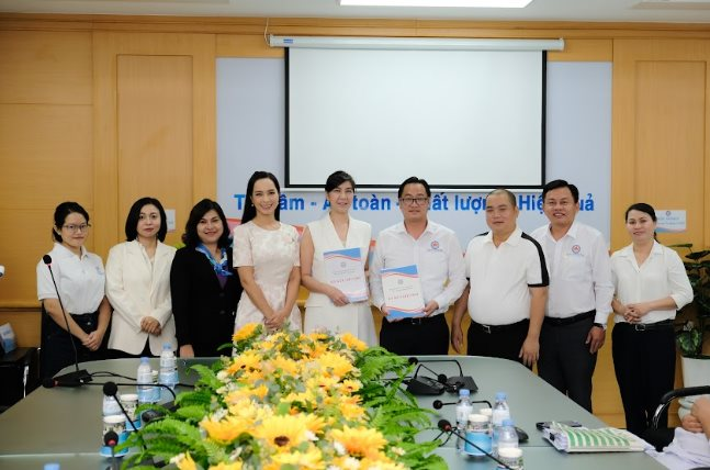 Nâng bước tuổi thơ - Nâng bước thành công