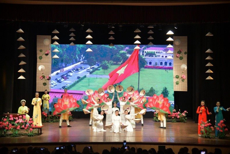 'Ngày Việt Nam ở nước ngoài 2023' mang hình ảnh Việt Nam đến với 3 châu lục