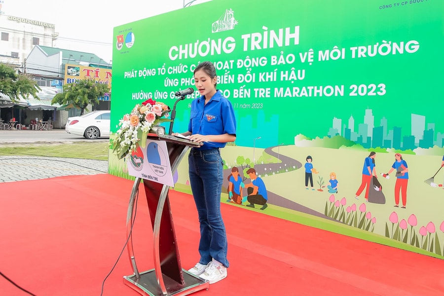 Hoa hậu Nguyễn Thanh Hà làm đại sứ giải marathon ở Bến Tre