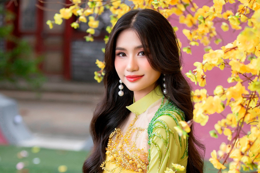 Hoa hậu Nguyễn Thanh Hà hành động vì môi trường, vì cộng đồng
