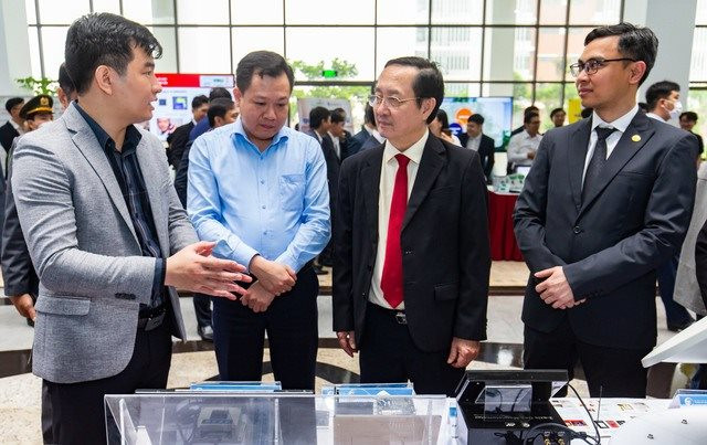 Bộ trưởng KH&CN: Ưu tiên các nghiên cứu công nghệ mới, chip bán dẫn