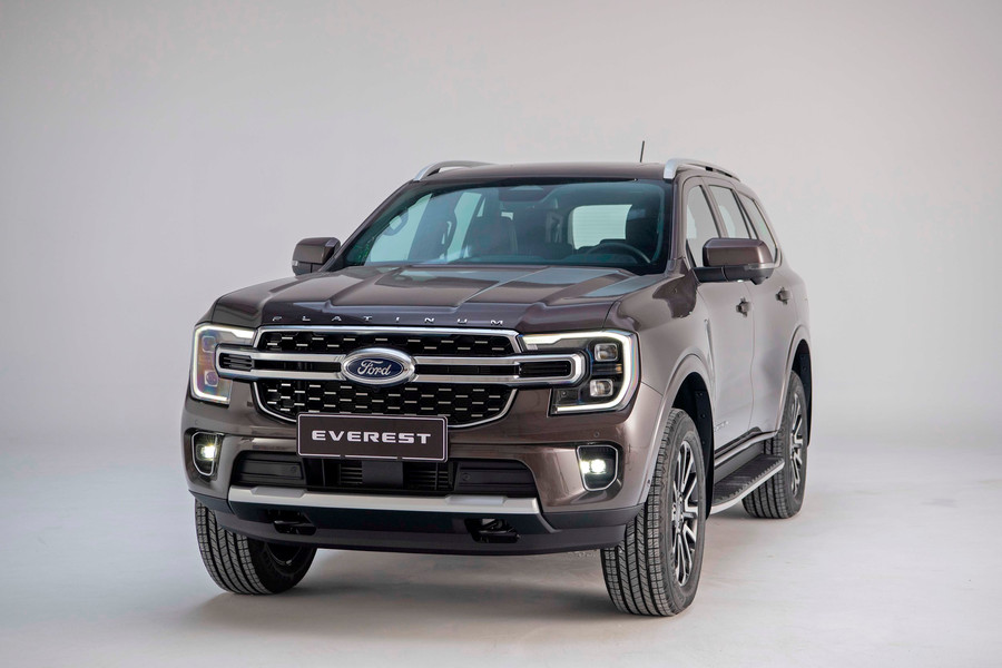 Ford Everest Platinum chính thức ra mắt tại Việt Nam, nâng tầm vị thế phân khúc SUV
