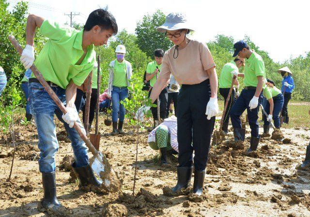 Kiện toàn tổ chức thực hiện Chương trình hành động “Vì một Cần Giờ xanh"