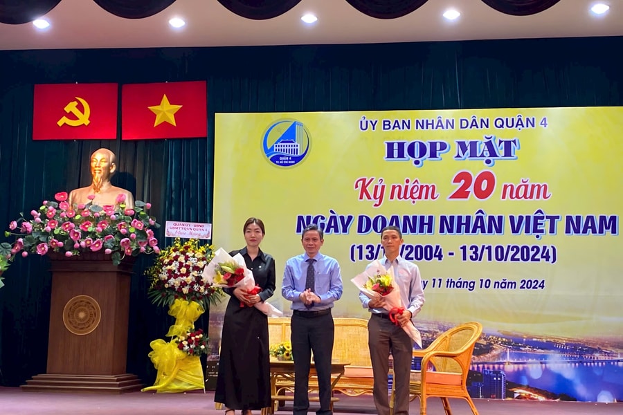 Quận 4 họp mặt doanh nghiệp nhân Ngày Doanh nhân Việt Nam