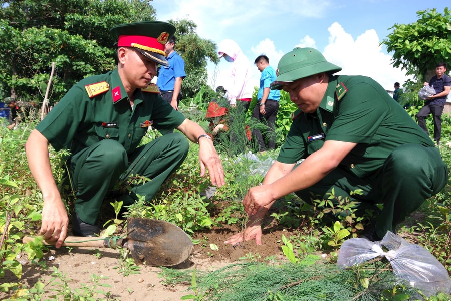 Nhiều hoạt động an sinh xã hội giúp người dân xã Long Hòa, huyện Cần Giờ