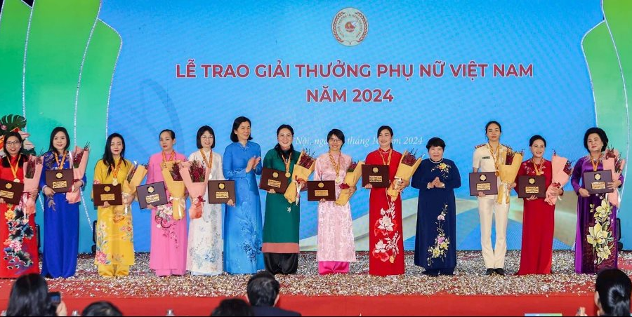 Hai nhà khoa học nữ TP.HCM được vinh danh tại Giải thưởng Phụ nữ Việt Nam năm 2024