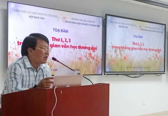 Tọa đàm Thơ 1-2-3 trong không gian văn học hiện đại