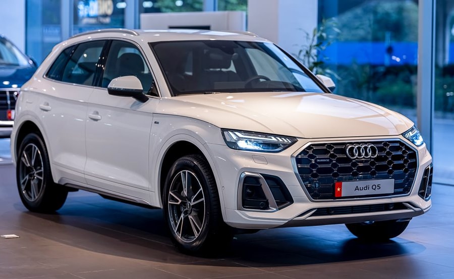 Audi tiến hành triệu hồi xe e-tron GT và Q5 để sửa lỗi ống dầu phanh, bơm khí