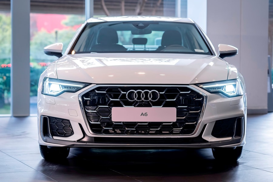 Audi A6 phiên bản mới đã có mặt tại Việt Nam, giá khởi điểm gần 2,3 tỷ đồng