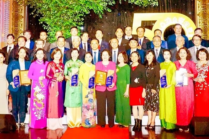 TP.HCM tôn vinh doanh nghiệp trong hành trình 50 năm phát triển