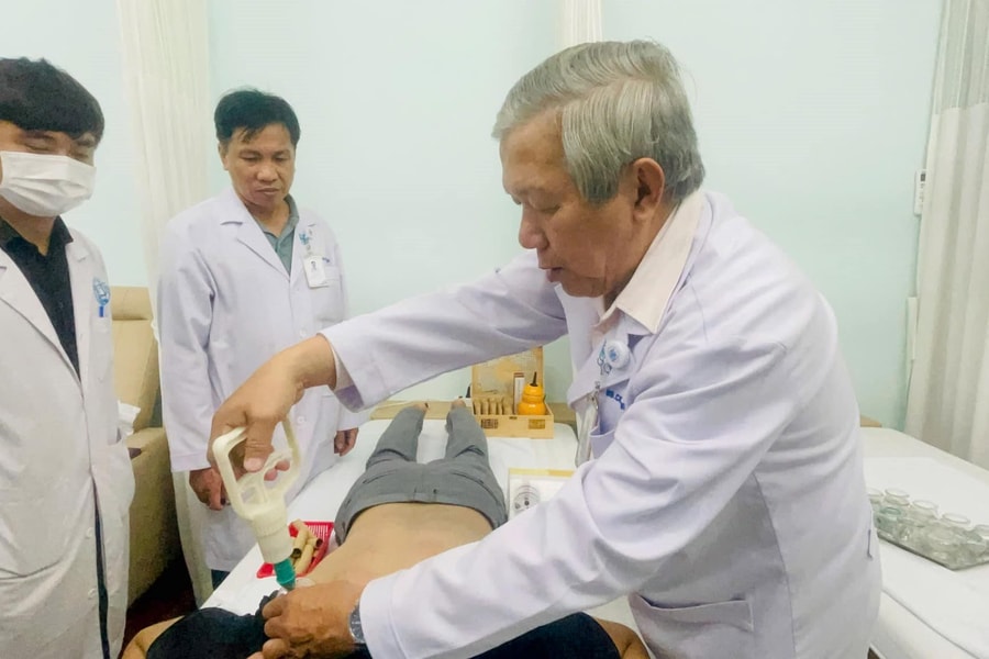 Đào tạo nguồn nhân lực Y học cổ truyền trong thời đại 4.0