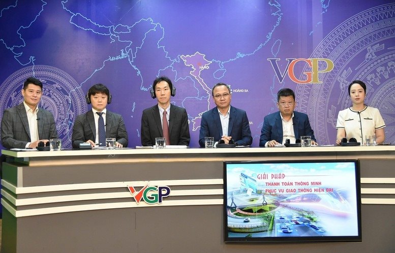 Tọa đàm về hệ thống thẻ vé tự động cho giao thông công cộng tại TP.HCM và Hà Nội