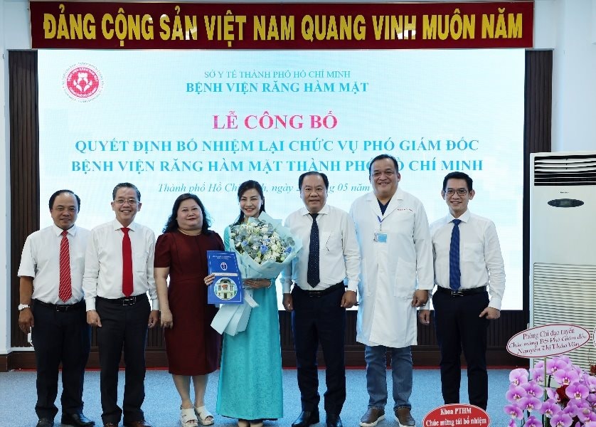 Lễ công bố quyết định bổ nhiệm lại Phó Giám đốc Bệnh viện Răng Hàm Mặt TP.HCM