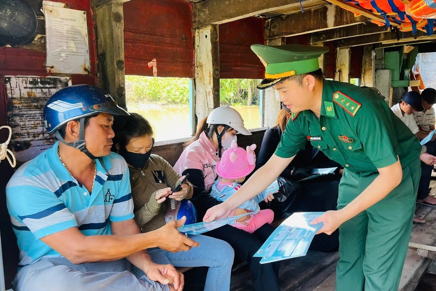 BĐBP TP.HCM tuyên truyền pháp luật cho nhân dân