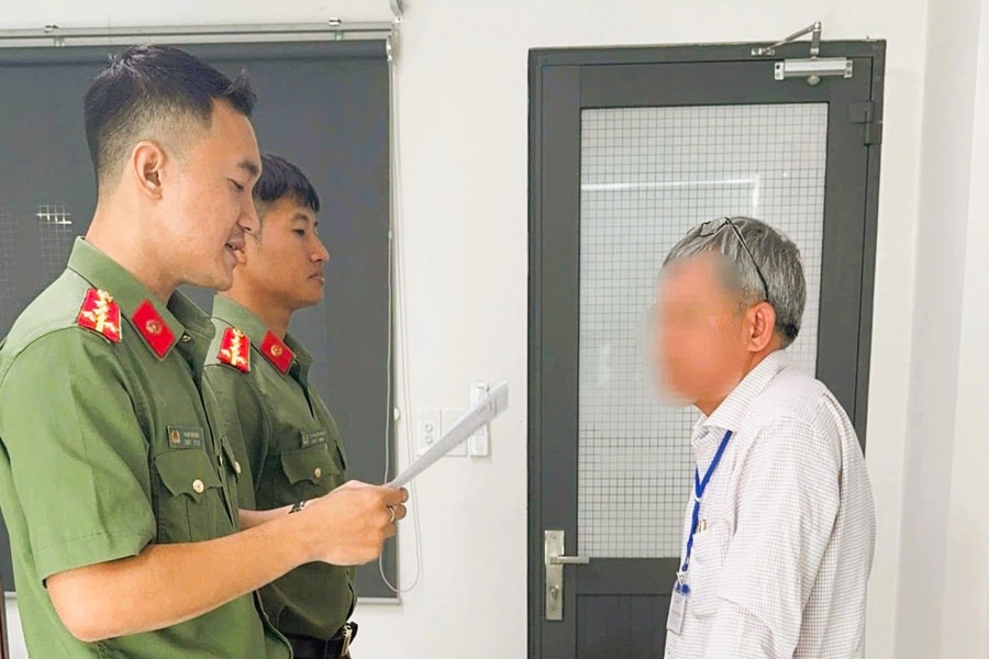 1 người đàn ông đăng thông tin sai sự thật bị Công an TP.HCM xử phạt 7,5 triệu đồng