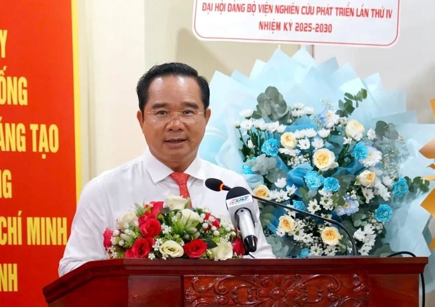 Chủ tịch Thành phố giao nhiều trọng trách cho Viện Nghiên cứu phát triển TP.HCM
