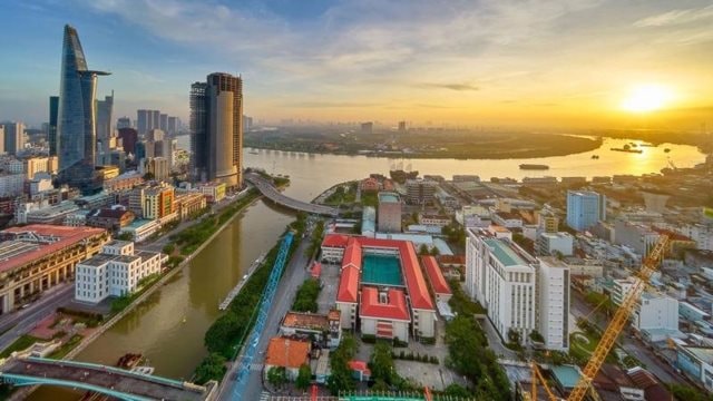 Kinh tế TP.HCM tăng trưởng 7,82% nửa đầu năm 2025