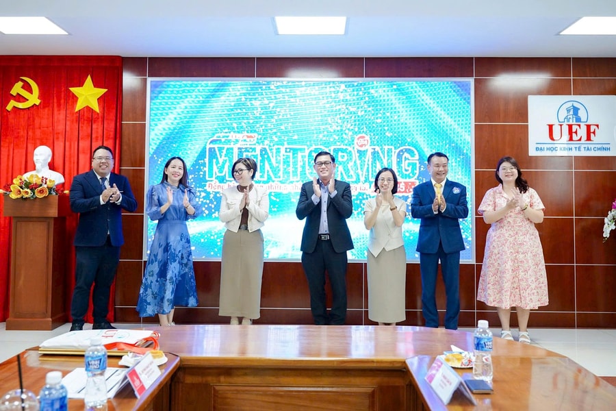 Người trẻ được “se duyên” với các chuyên gia đầu ngành để cùng nhau bứt phá
