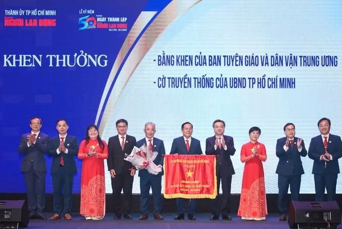 Báo Người Lao Động kỷ niệm 50 năm ra số báo đầu tiên
