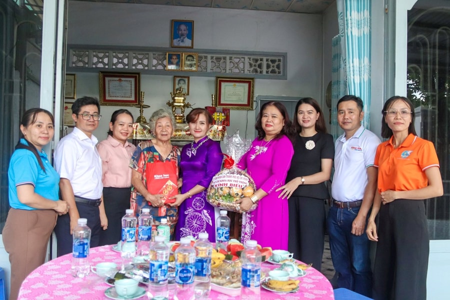 Tháng Bảy với những người 'giữ lửa' ký ức