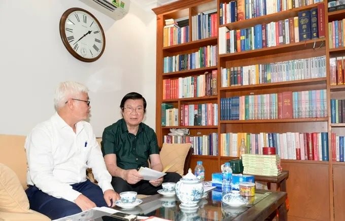 Trưởng Đoàn ĐBQH TP.HCM thăm hỏi, tri ân nguyên lãnh đạo Đảng, Nhà nước