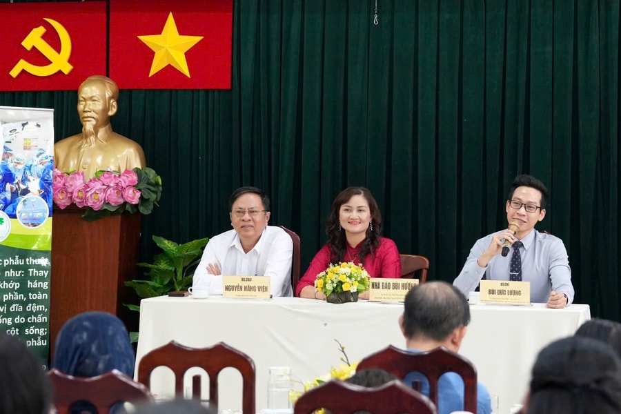 "Vui khỏe mỗi ngày" đến với người dân phường Cầu Ông Lãnh