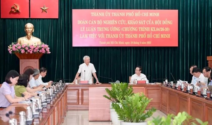 Xác định chiến lược đột phá để định hình siêu đô thị TP.HCM